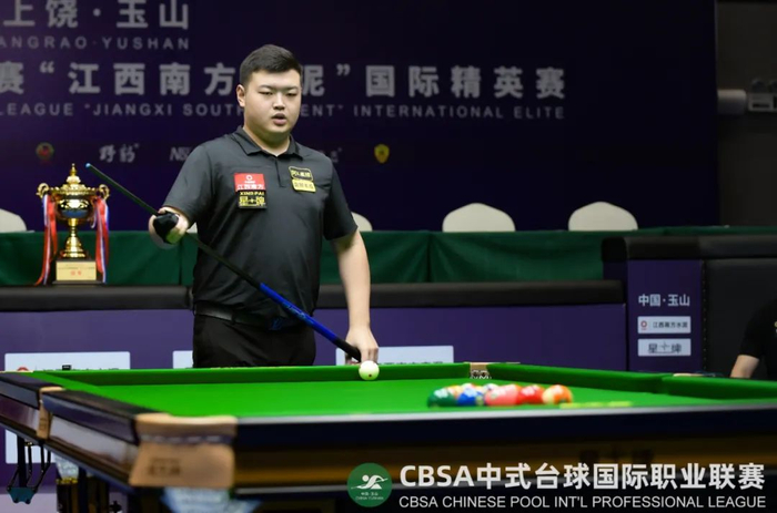 教练与裁判 教练与裁判